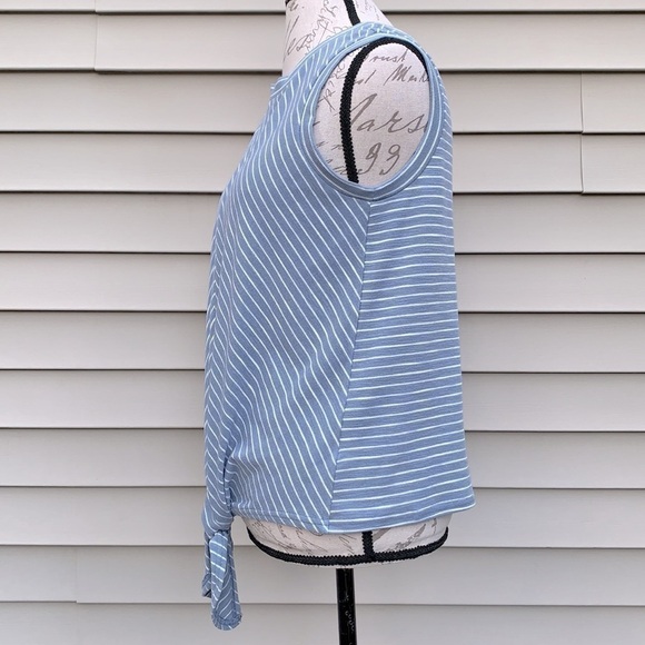 Mello DAY Striped Knot Front Sleeveless Shirt - Picture 5 of 11